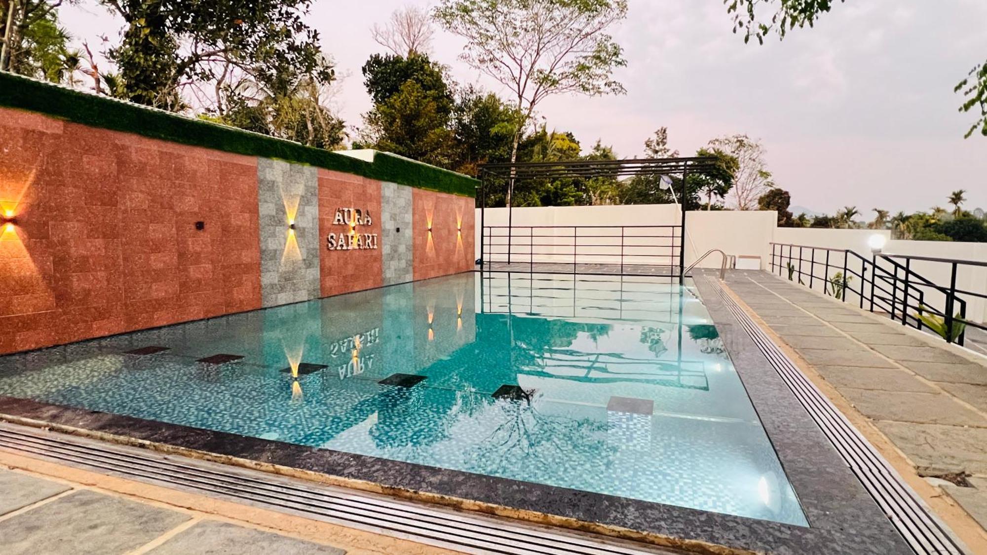Aura Safari Otel Vaduvanchal Dış mekan fotoğraf